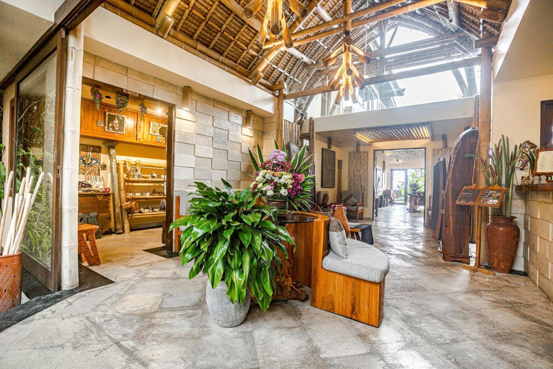 Munduk Moding Plantation Nature Resort Exteriör bild The lobby of the resort