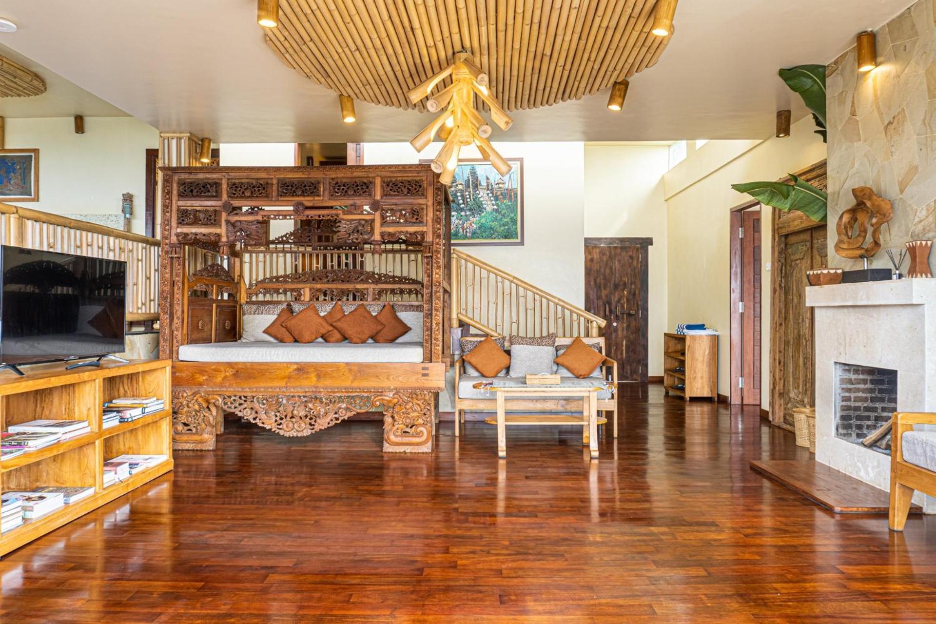Munduk Moding Plantation Nature Resort Exteriör bild Interior of a suite at the resort